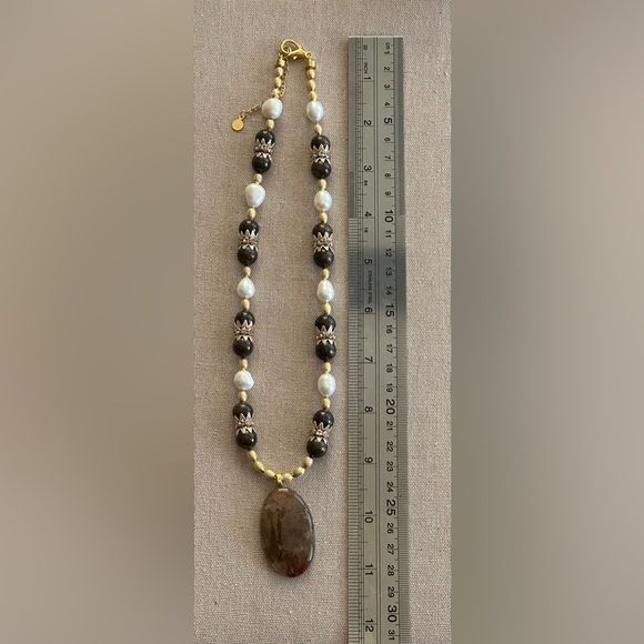 22 inch Bronzite gemstone and Freshwater Pearl bead necklace NWOT - Picture 12 of 15